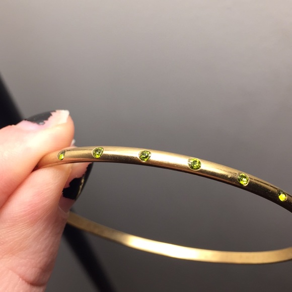 Unique! 💚 Skinny Bangle Bracelet - Picture 5 of 5